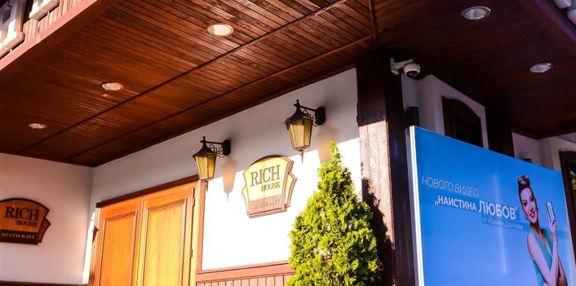 11713879_10152940306510843_2555871913949768834_o